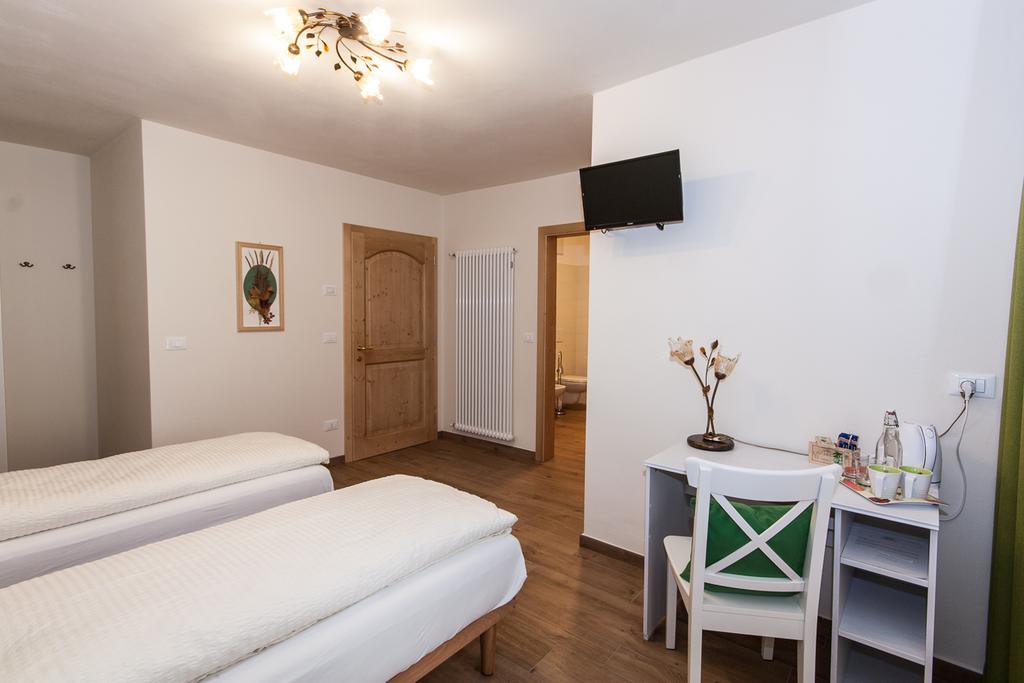 B&B Incanto Cles Chambre photo