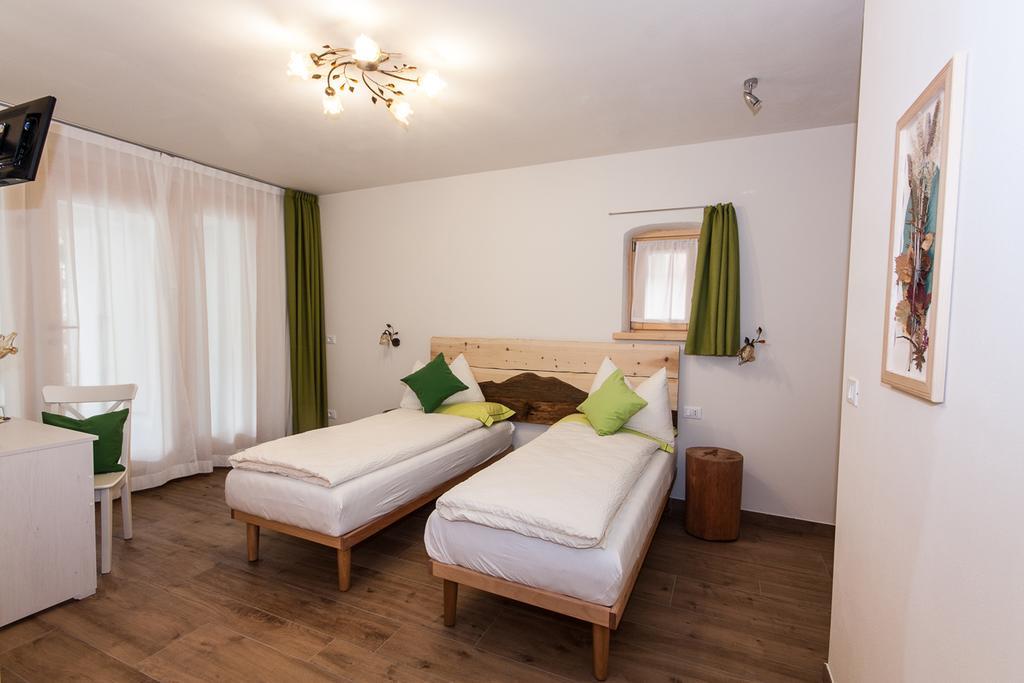 B&B Incanto Cles Chambre photo